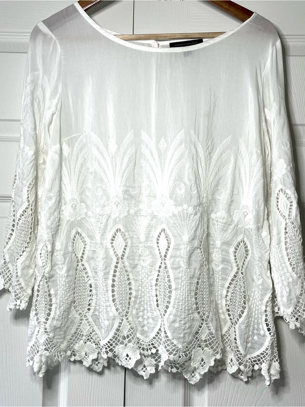 Banana Republic | M | Semi Sheer Eyelet Lace Scallop Edge Blouse Fairycore